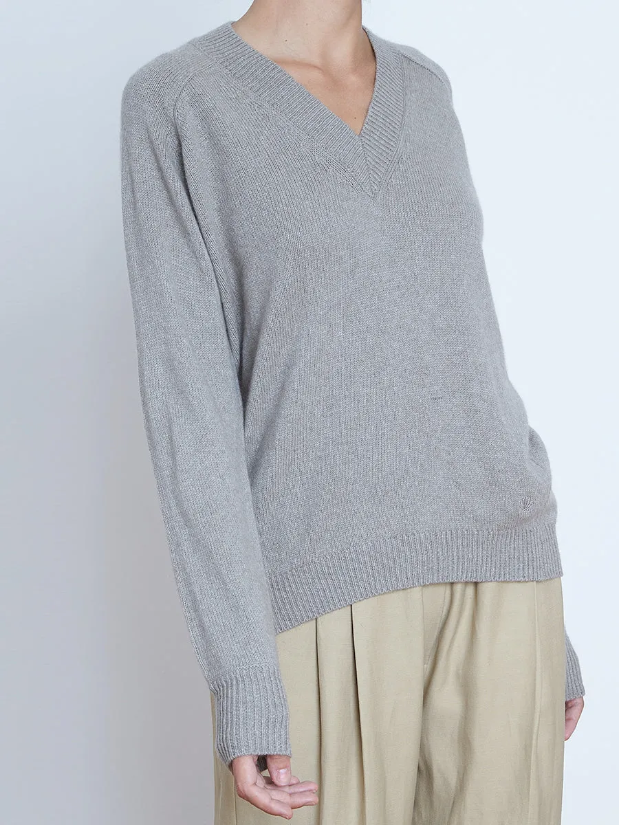 Cana V-neck Sweater