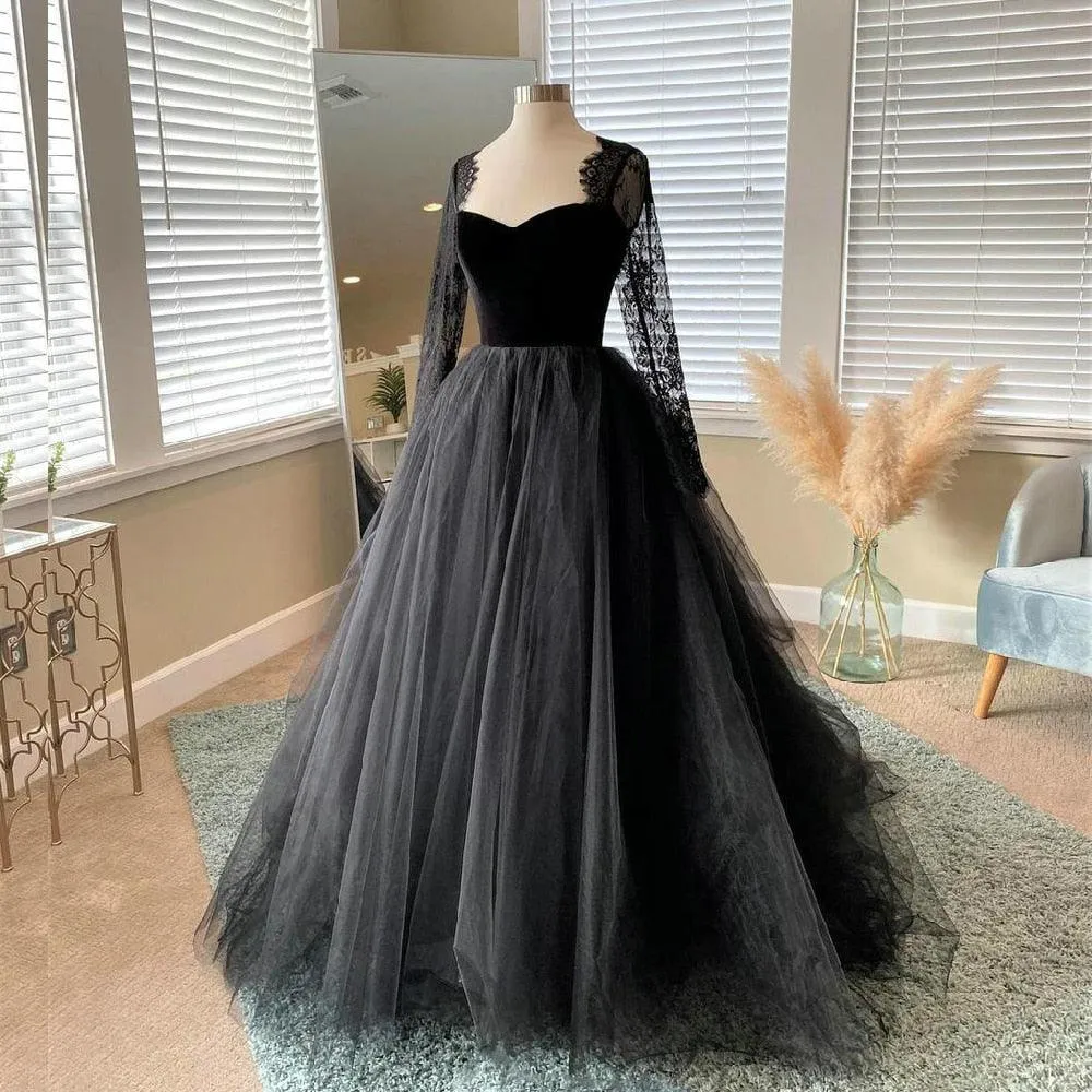 Gothic Long Sleeves Tulle Lace Appliques Sweep Eevening Gown