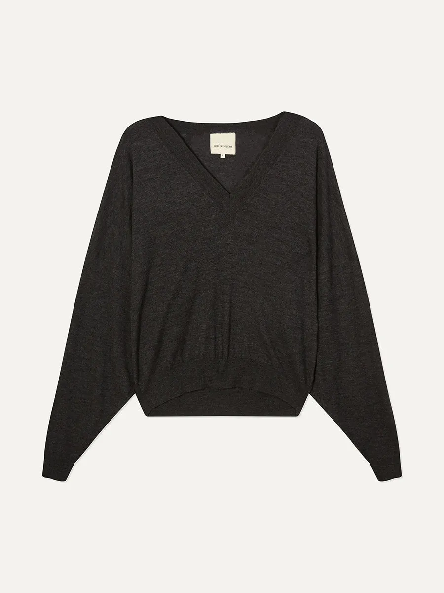 Hakueru V-neck Sweater