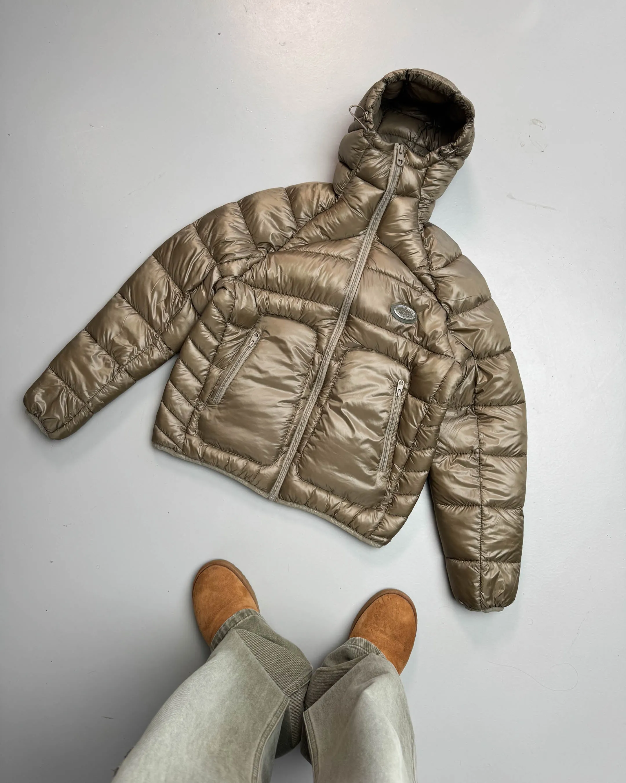 ICONIC PUFFER OLIVE GREEN