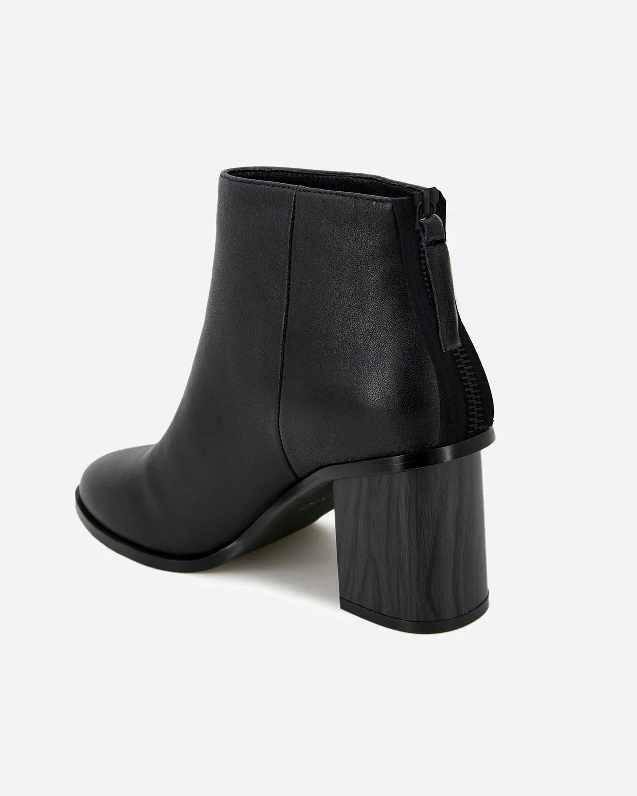 Magnolia Boot in Black