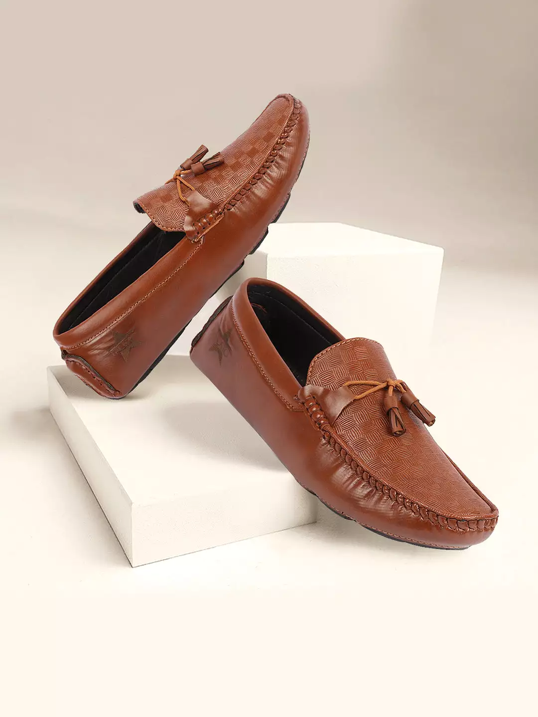 Men Tan Textured Design Casual Tassel Slip On Driving Loafer and Moccasins