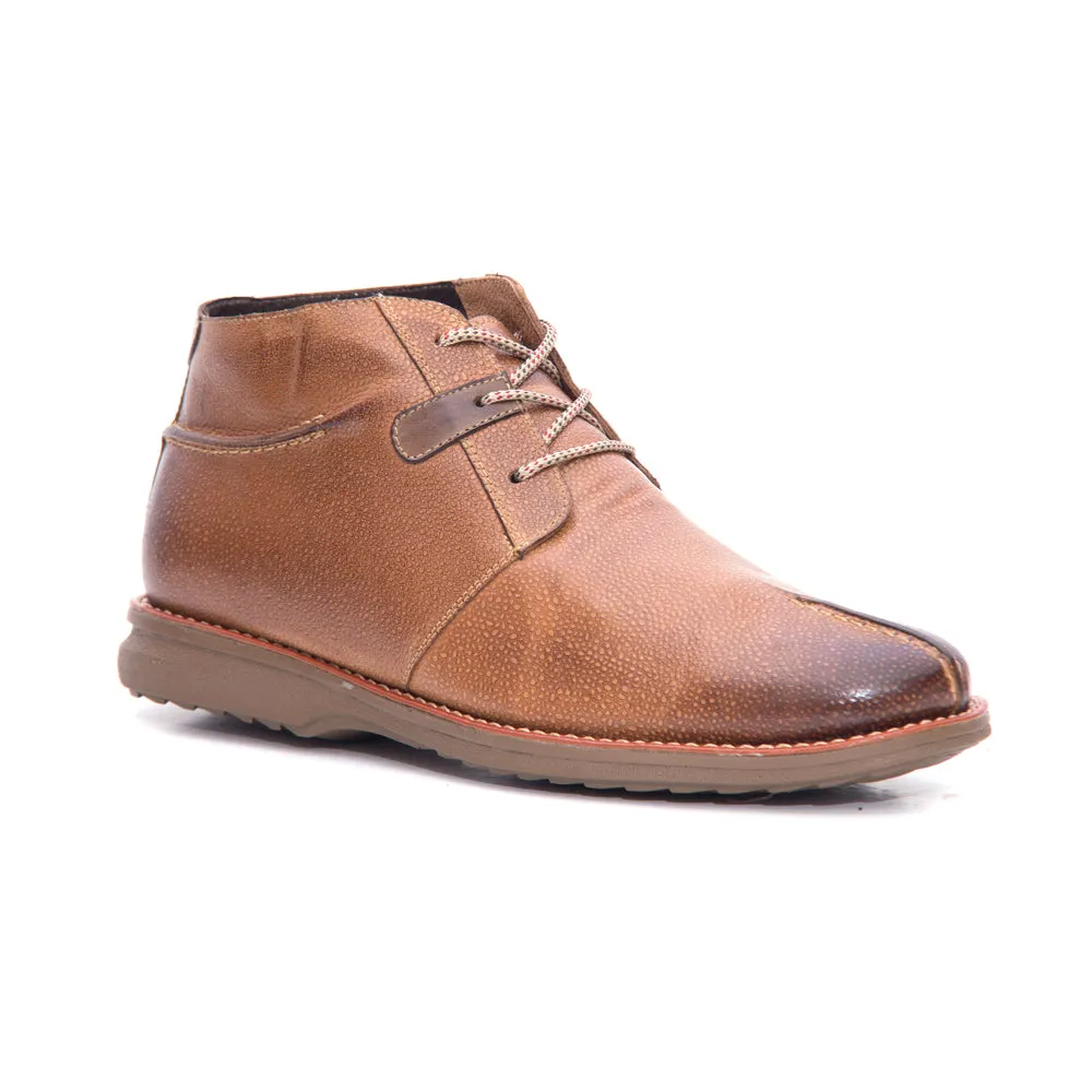 Sandro Moscoloni Patrick 3 Eyelet Center Seam Demi Chukka Boot