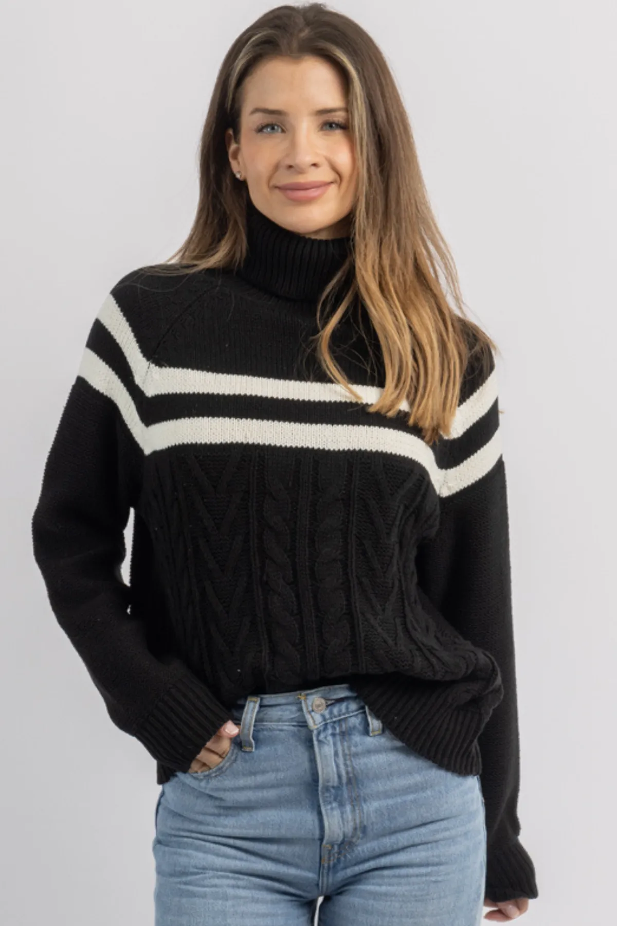 SET SAIL BLACK CABLEKNIT SWEATER