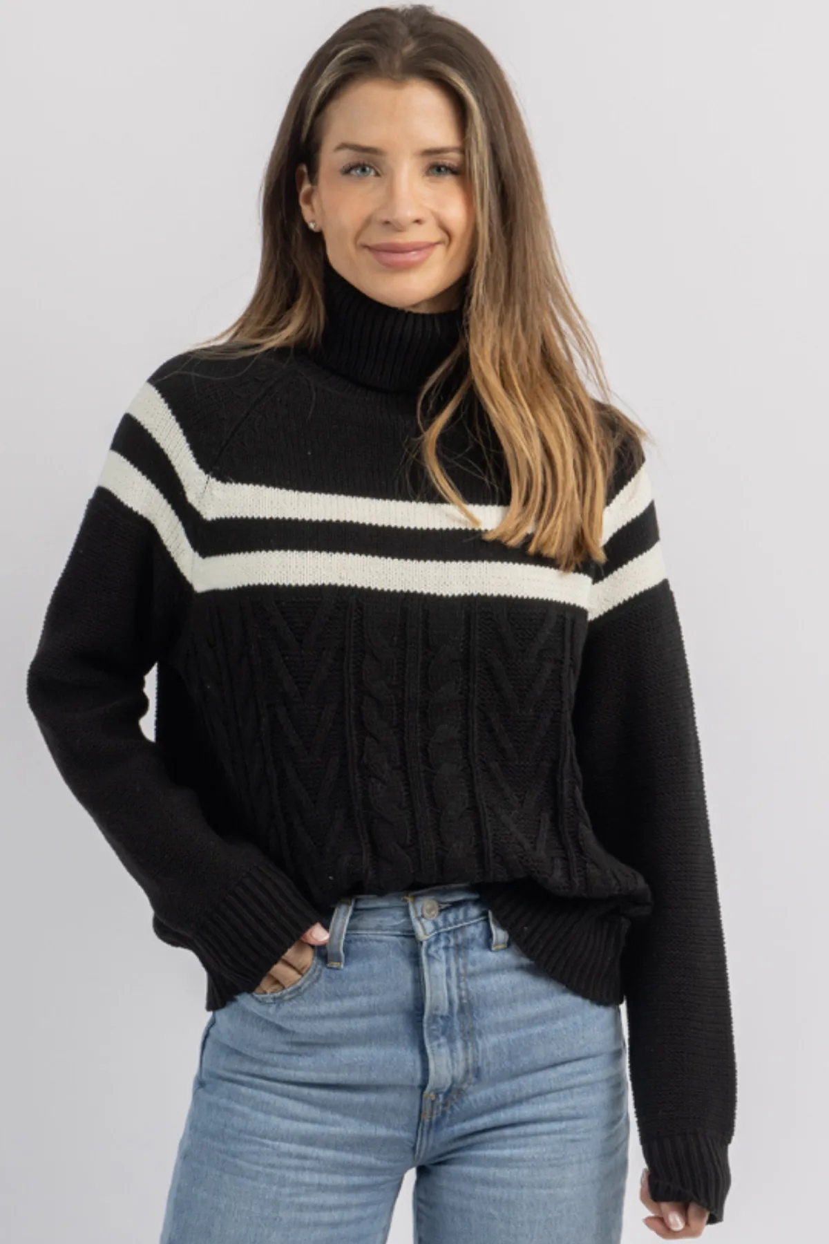 SET SAIL BLACK CABLEKNIT SWEATER