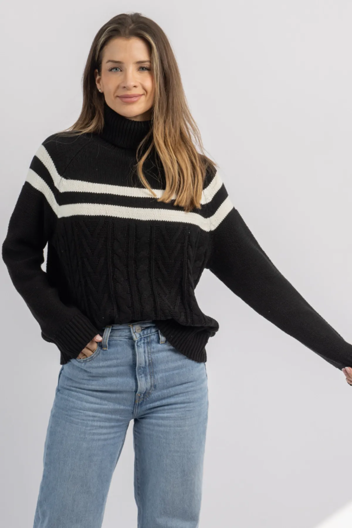 SET SAIL BLACK CABLEKNIT SWEATER