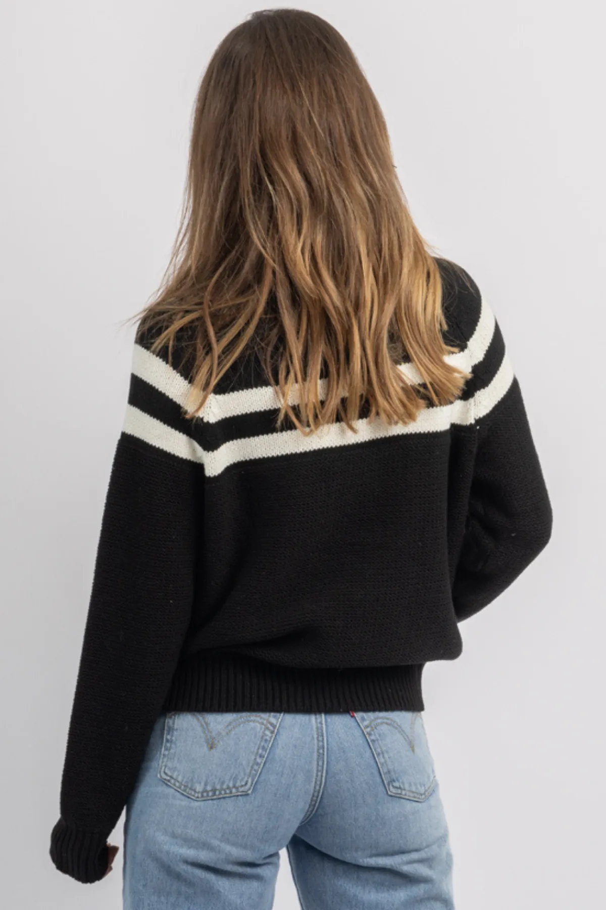 SET SAIL BLACK CABLEKNIT SWEATER