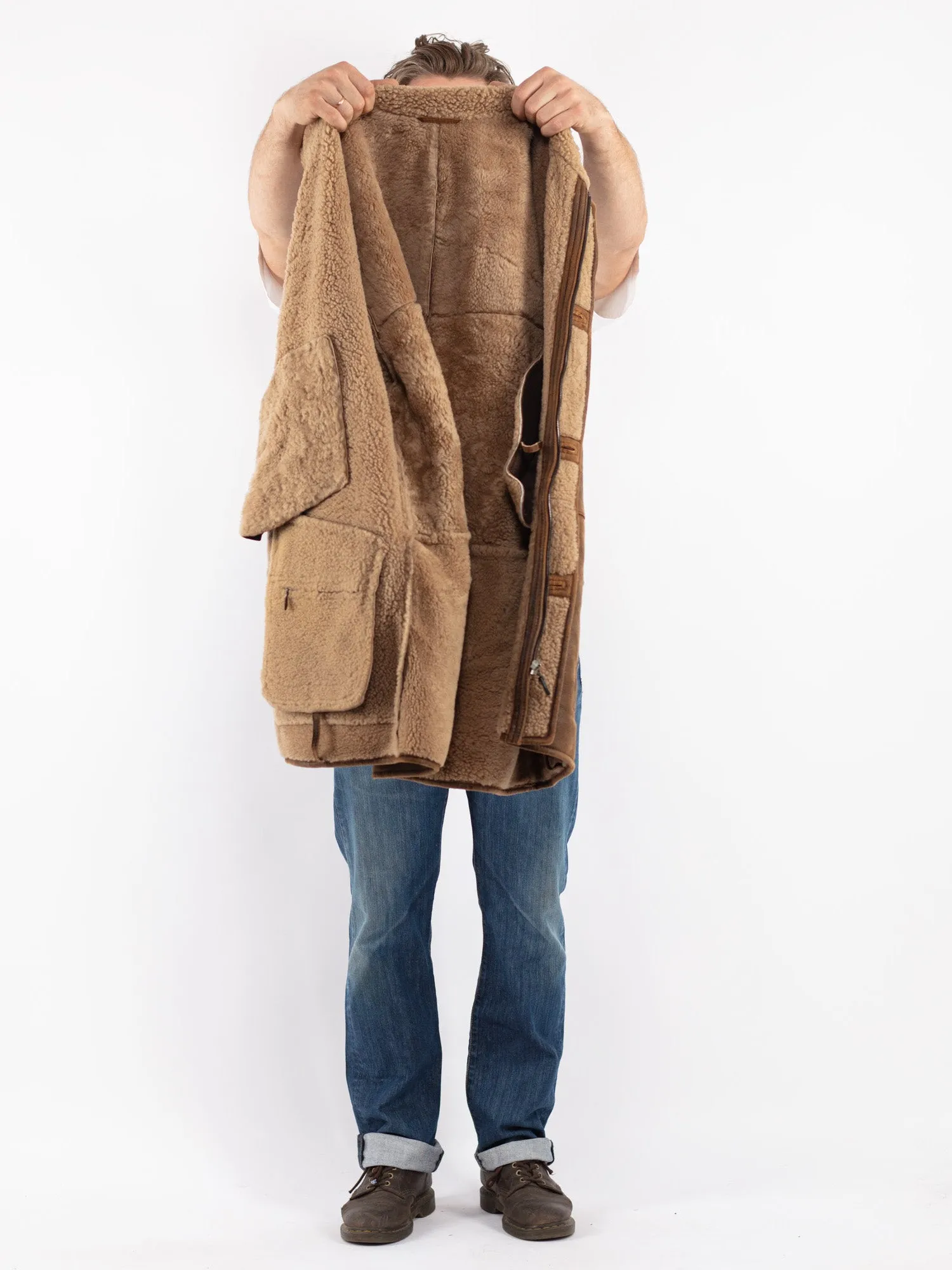 Vintage 90's Men Sheepskin Coat in Brown