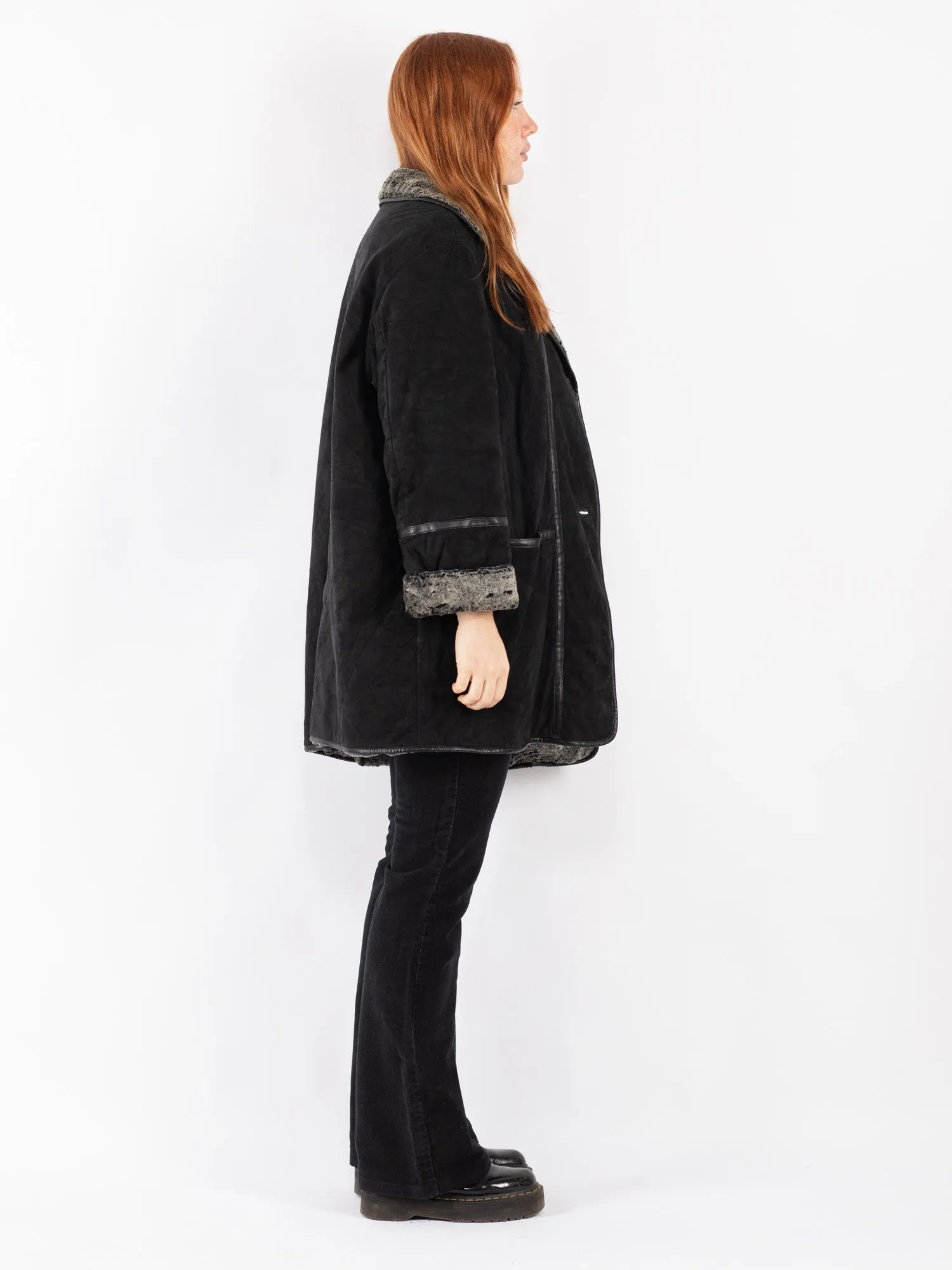 Vintage 90's Women Faux Sheepskin Coat in Black