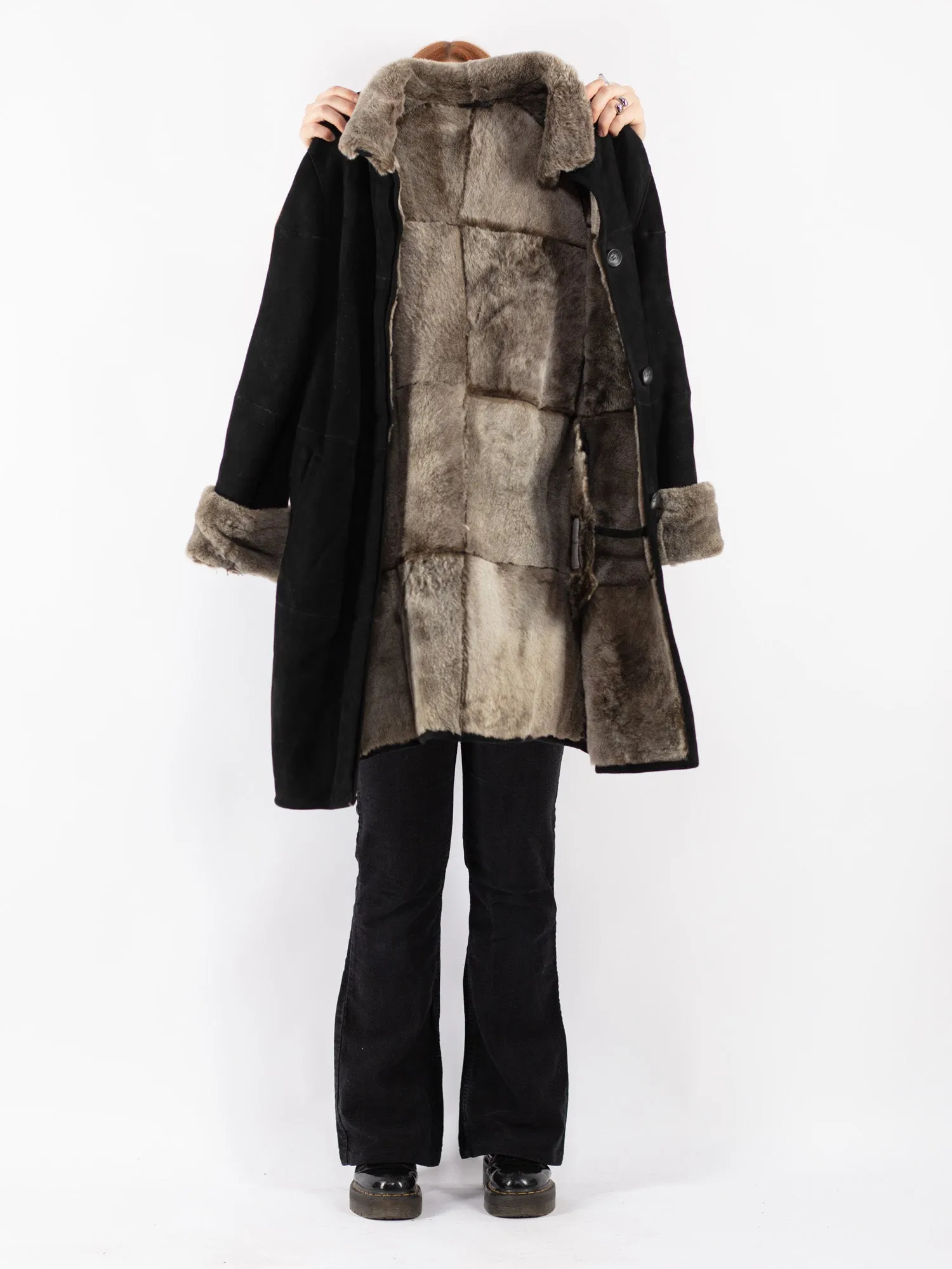 Vintage 90's Women Sheepskin Coat in Black